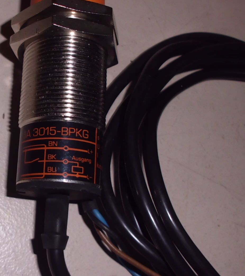 Détecteur Inductif IFM Electronic II5284 IIA3015-BPKG - Neuf Sous Emballage - Fabriqué En Roumanie