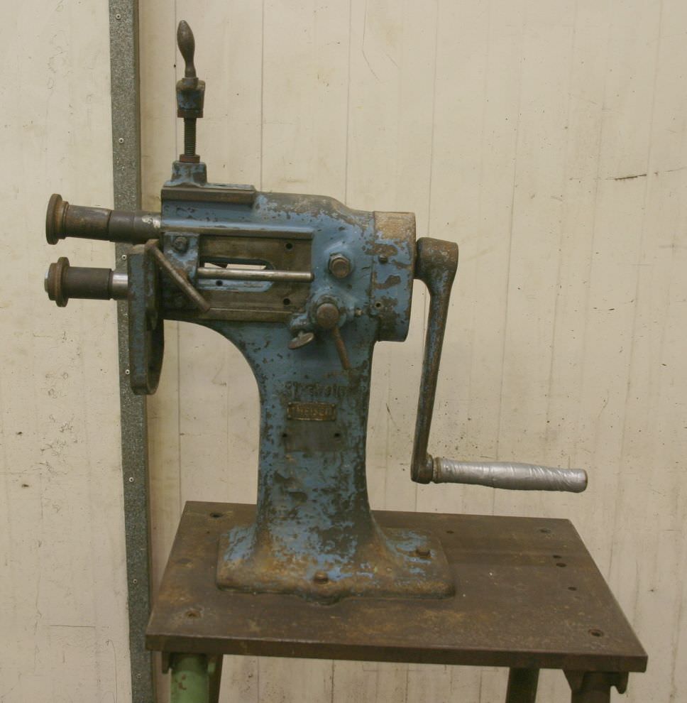 Cowley Biegemaschine, Sickenmaschine zur Blechbearbeitung 1,2 mm