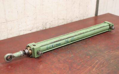 Alternative view of Hydraulikzylinder von Rexroth - CD70G50/36-600 Hub 600 mm