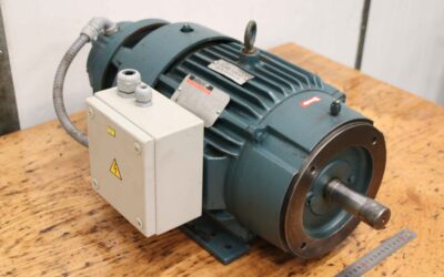 Alternative view of Elektromotor 5,5 kW 1460 U/min von Reliance Electric - 213TC  P  P21G1780A