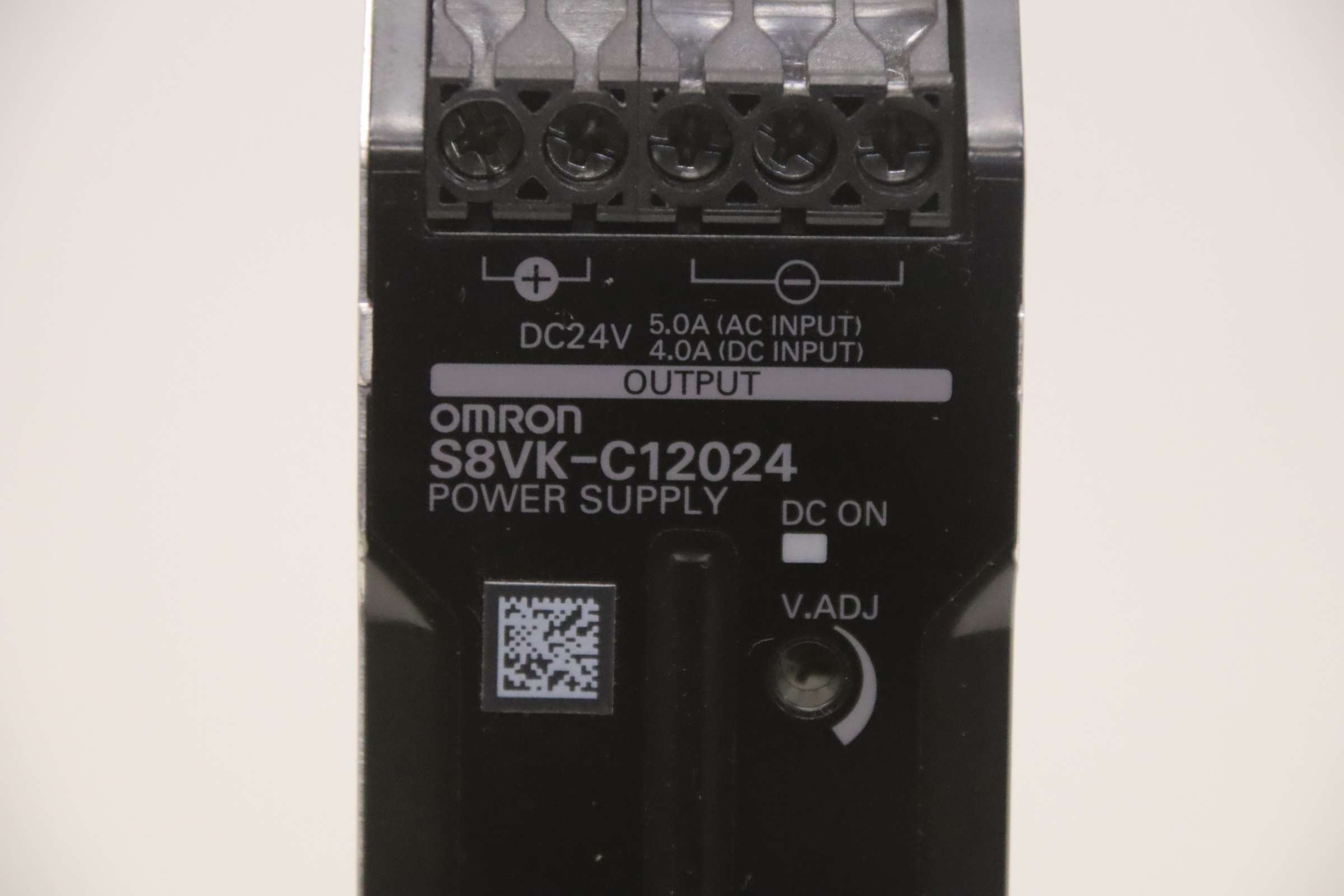 Power Supply Hutschienen-Netzteil von Omron - S8VK-C12024 – Bild 5