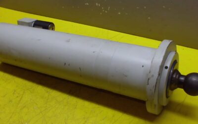 Hydraulikzylinder von GSL German Standard Lift - D090070CFV10300