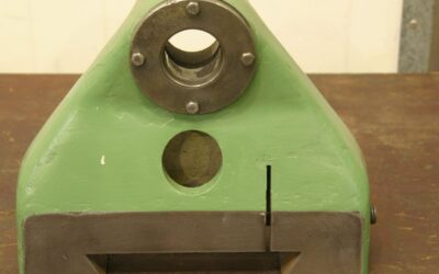 Alternative view of Gegenlager für Fräsmaschine von unbekannt - Bohrung 45 mm