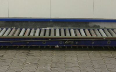 Alternative view of Rollenbahn angetrieben von IEM - Typ 700 x 5450 mm