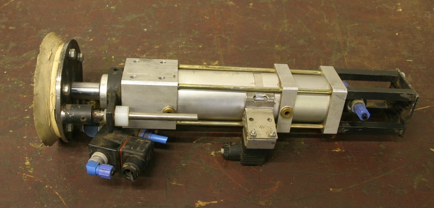 Pneumatikzylinder mit Vakuumsaugnapf von Specken & Drumag - ZLS-A 50/50/23 D – Bild 2