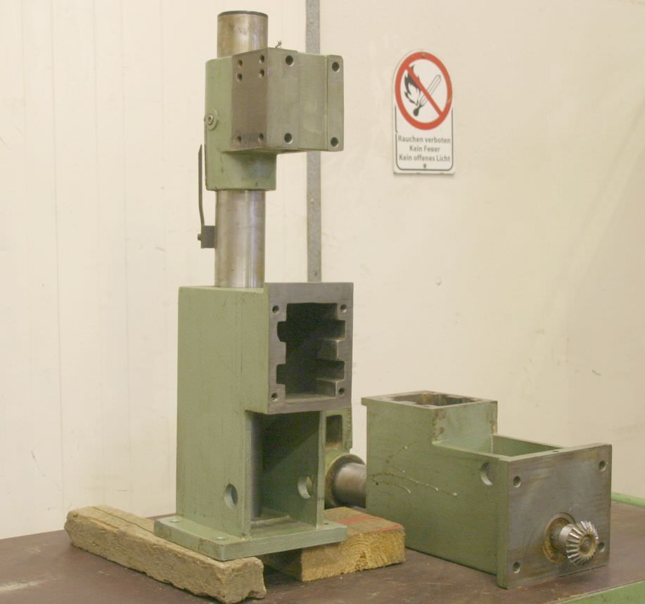 Linearantrieb 2 Stück von Homag - Verstellweg 100 mm