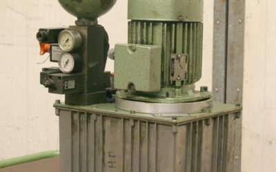 Alternative view of Hydraulikaggregat von H + L - 0,75 KW 6L 200 bar