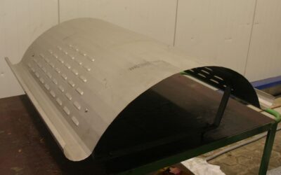 Edelstahl VA Schornsteinabdeckung von Edelstahl - 850/955/H335 mm