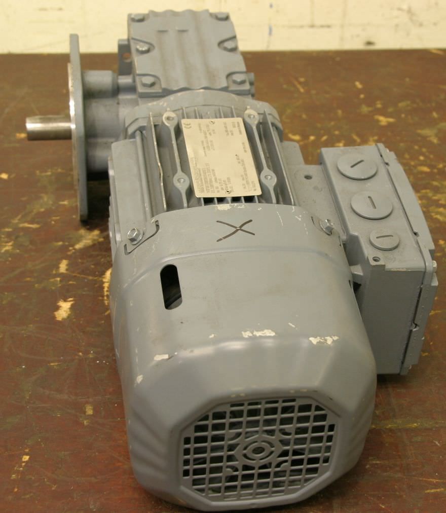 Getriebemotor 0,75 kW 98 U/min von SEW EURODRIVE - WF30DRS80S4BE1 – Bild 3