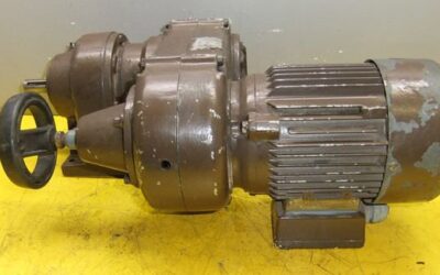 Alternative view of regelbarer Getriebemotor 0,37 kW 33-165 U/min von Nord Getriebebau - SK01-R1000-/1/L/4