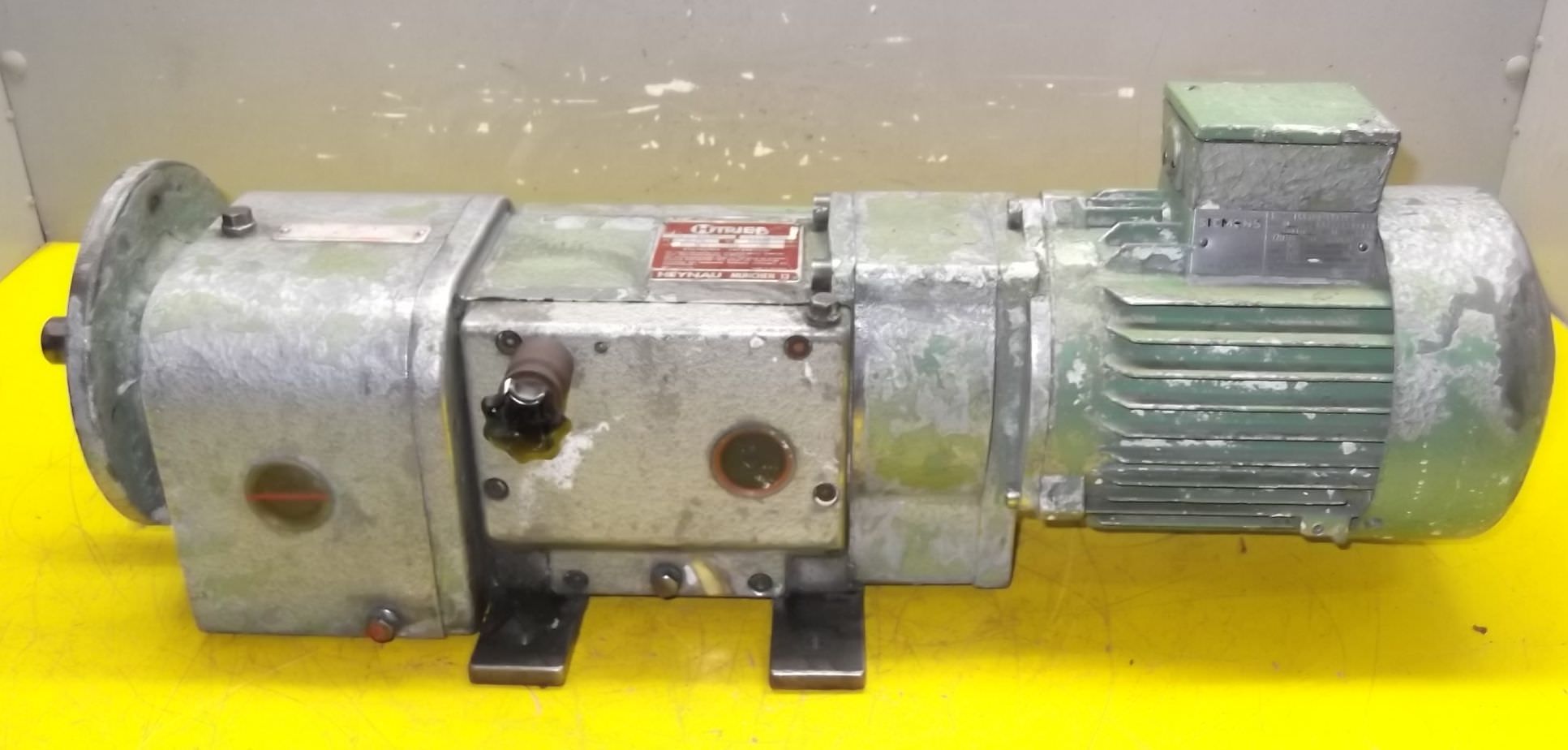 regelbarer Getriebemotor 0,55 kW 8-72 U/min von HTRIEB - 5-V41M1