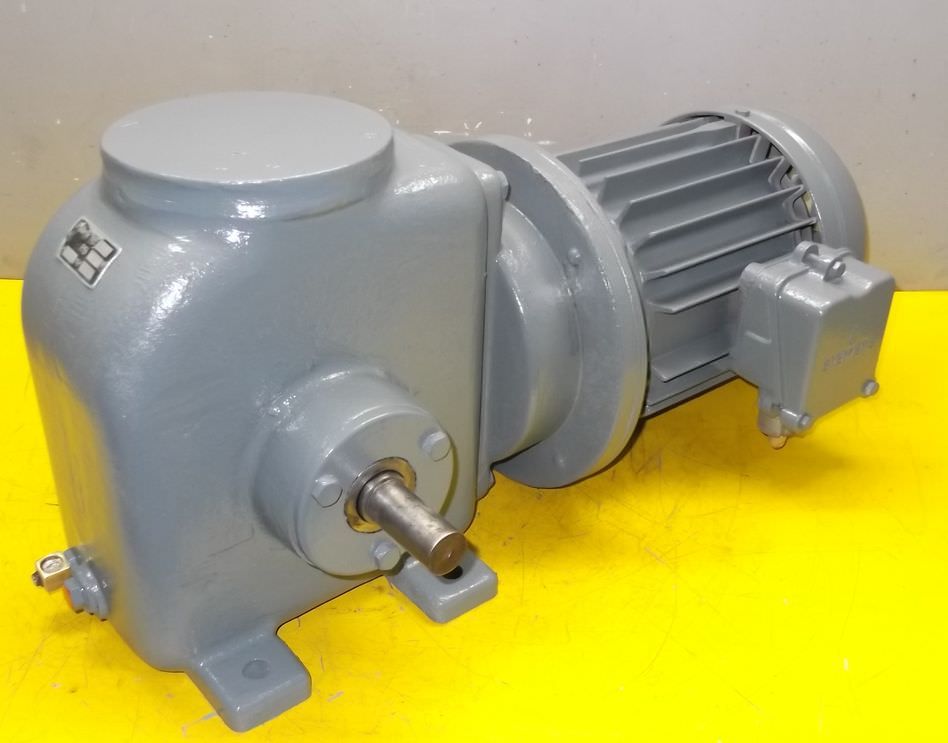 Getriebemotor 1,5 kW 200 U/min von Siemens Schuckert - B3 Winkel