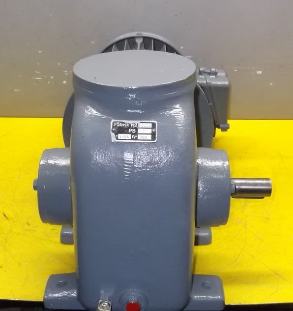 Getriebemotor 1,5 kW 200 U/min von Siemens Schuckert - B3 Winkel – Bild 3