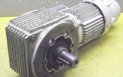 Getriebemotor 0,75 kW 32,5 U/min von BAUER - SG4-31/DK84-200L