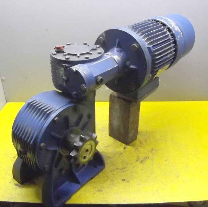 Getriebemotor 0,45/1,3 kW 3,25/15 U/min von MGM - FCPDA90LB2/8BARD