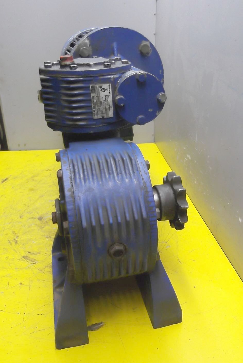 Getriebemotor 0,45/1,3 kW 3,25/15 U/min von MGM - FCPDA90LB2/8BARD – Bild 3
