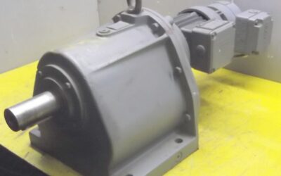 Getriebemotor 0,25 kW 4,5 U/min von Bauer - G33-10/DK64-163L