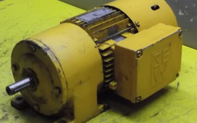 Getriebemotor 0,15 kW 57 U/min von SEW Eurodrive - R30DT71K4B
