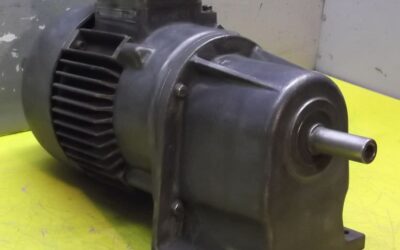 Alternative view of Getriebemotor 0,1 kW 11 U/min von Bauer - DO120/85