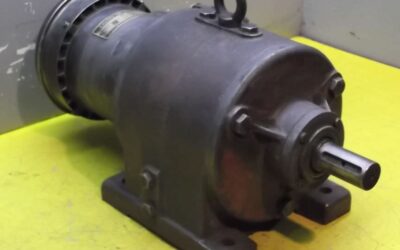 Alternative view of Getriebemotor 0,22/0,3 kW 20/40 U/min von SEW - R6bD364-2