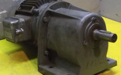 Alternative view of Getriebemotor 1,1 kW 81 U/min von Bauer - DO41/105