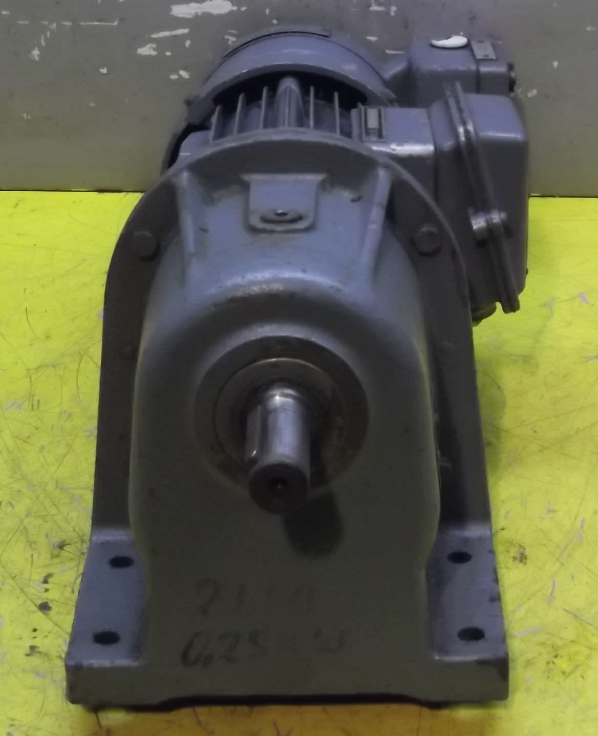 Getriebemotor 0,25 kW 29,5 U/min von BAUER - DK640/163L – Bild 3
