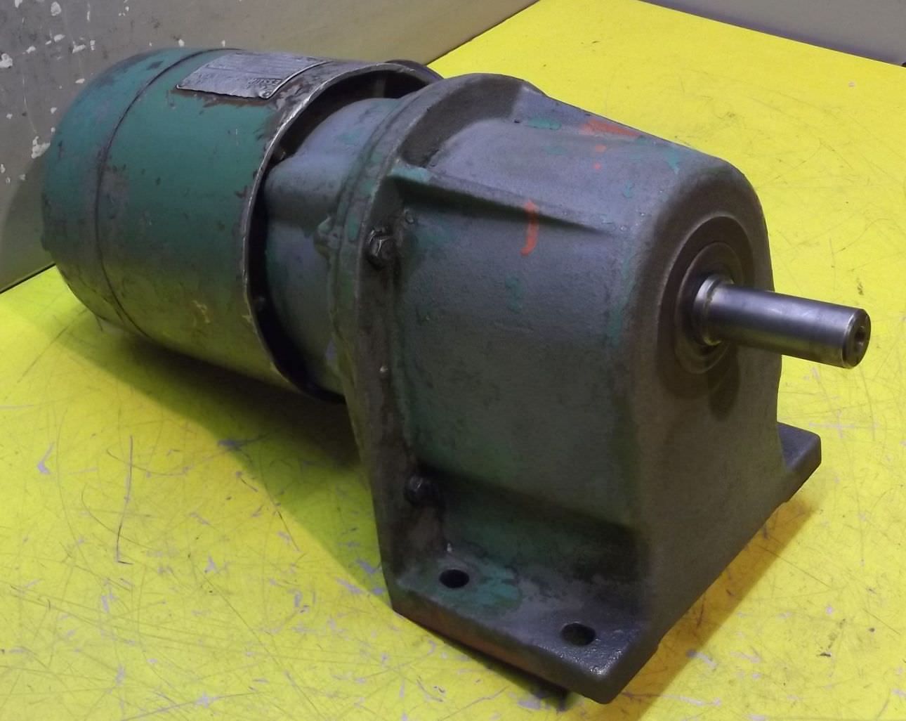 Getriebemotor 0,18 kW 26,5 U/min von Bauer - D0060/101 DK760/178 – Bild 2