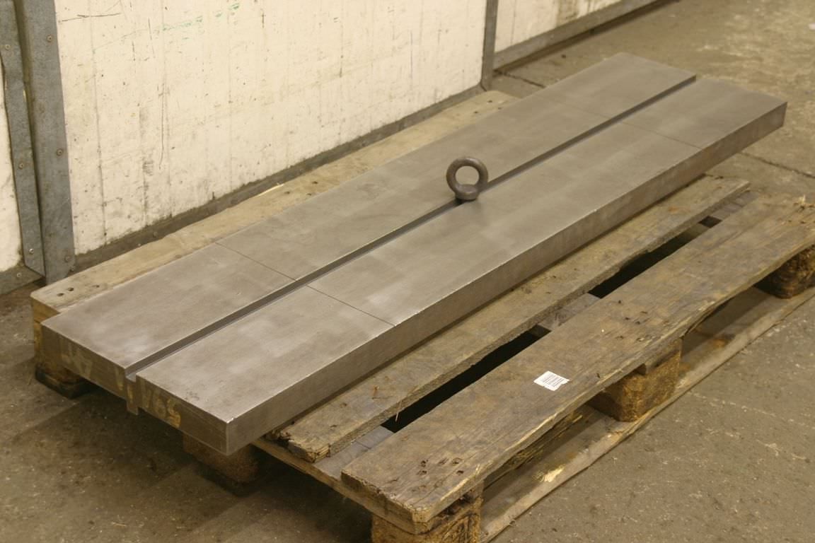 Aufspannplatte mit Nut von Stahl - 1520/380/H55 mm – Bild 3