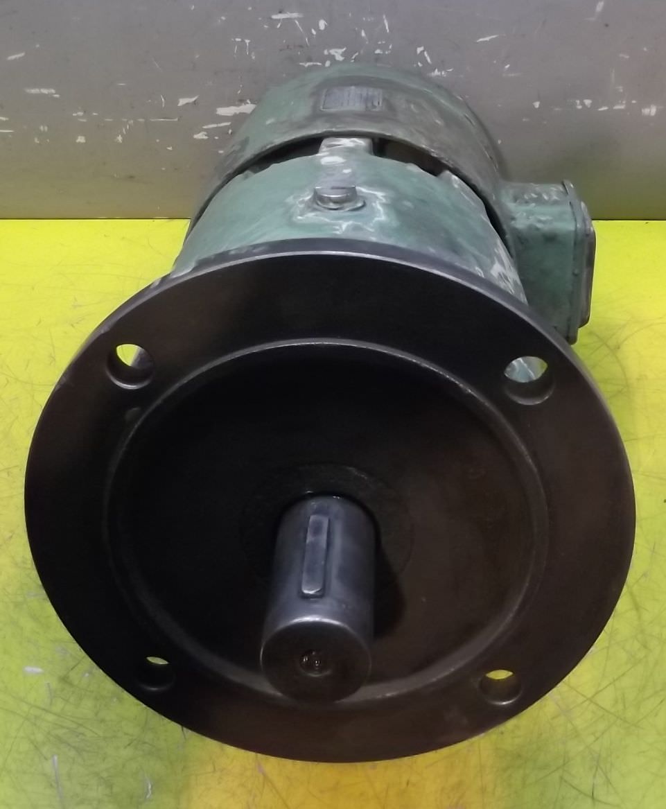 Getriebemotor 1,1 kW 295 U/min von VEM - FZDA334 – Bild 3