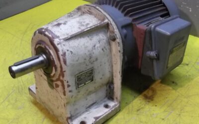 Getriebemotor 0,55/0,75 kW 112/224 U/min von Bauer - DKP8420V/200L