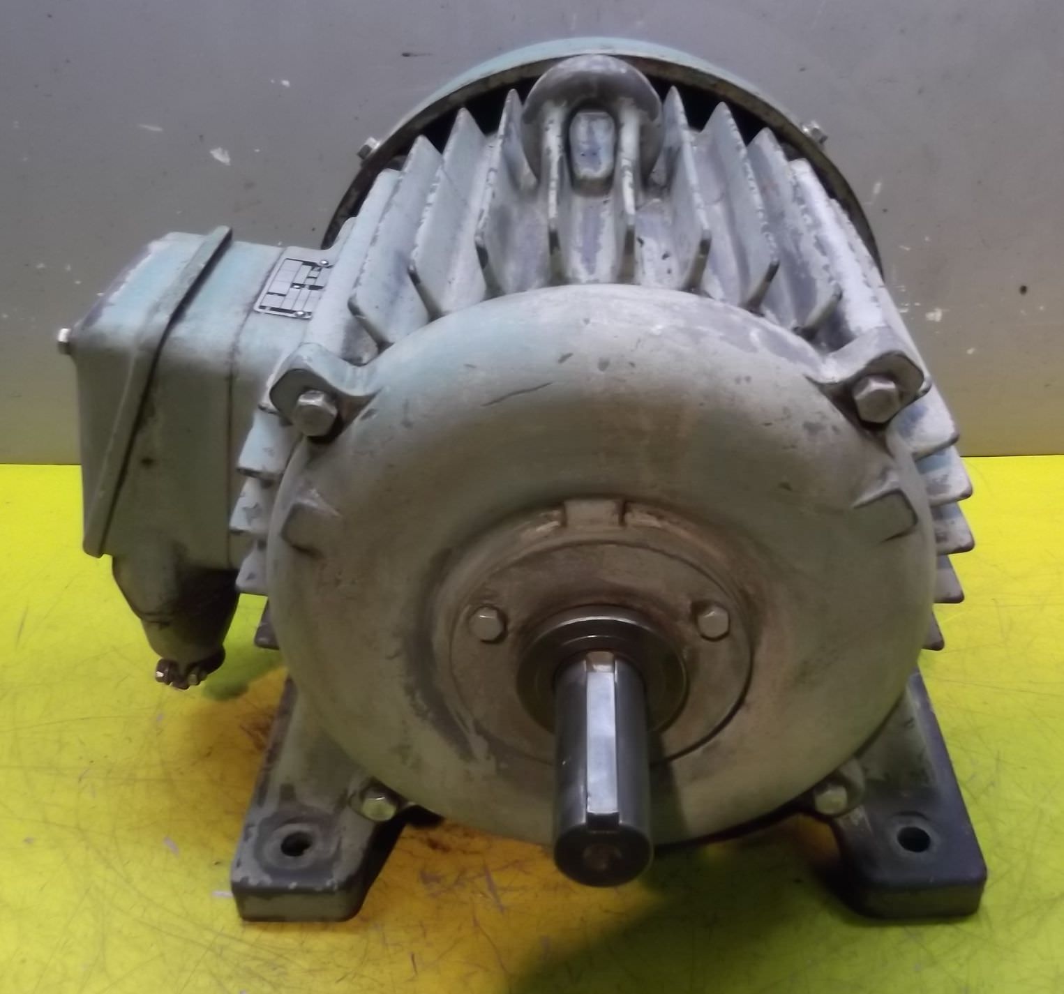 Elektromotor 2,2/1,5 kW 720/1430 U/min von Brown Boveri - MQU54/8a – Bild 3