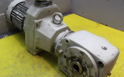 Alternative view of regelbarer Getriebemotor 0,37 kW 21-105 U/min von SEW Eurodrive - SA40D14DT7104