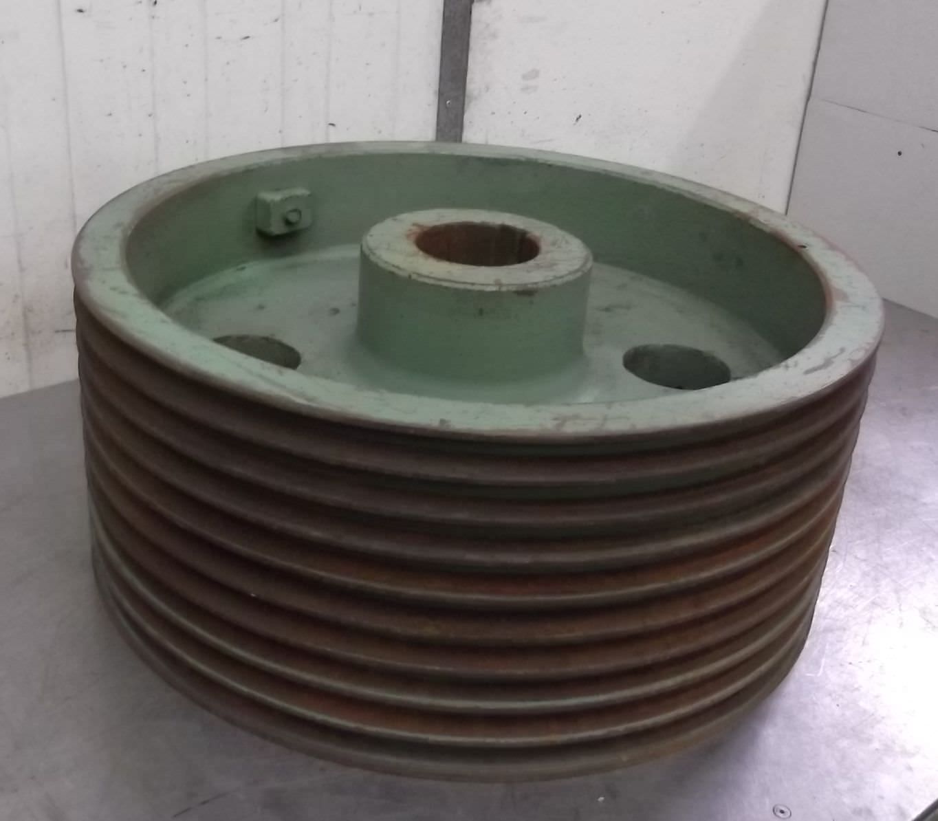 Keilriemenscheibe 9 rillig von Guss - SPC 570-9 (22 mm) – Bild 2