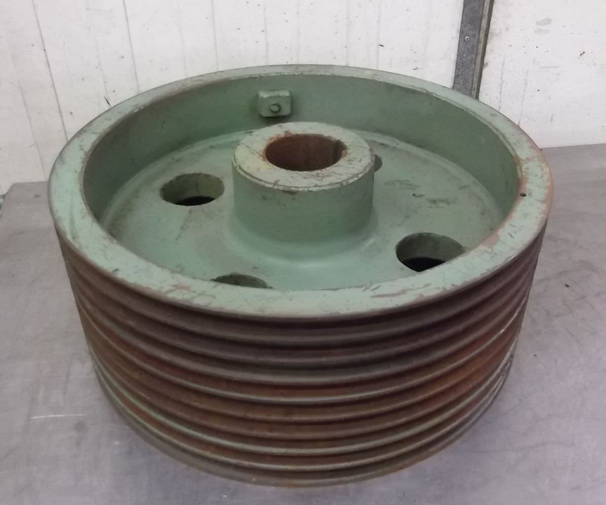 Keilriemenscheibe 9 rillig von Guss - SPC 570-9 (22 mm) – Bild 3