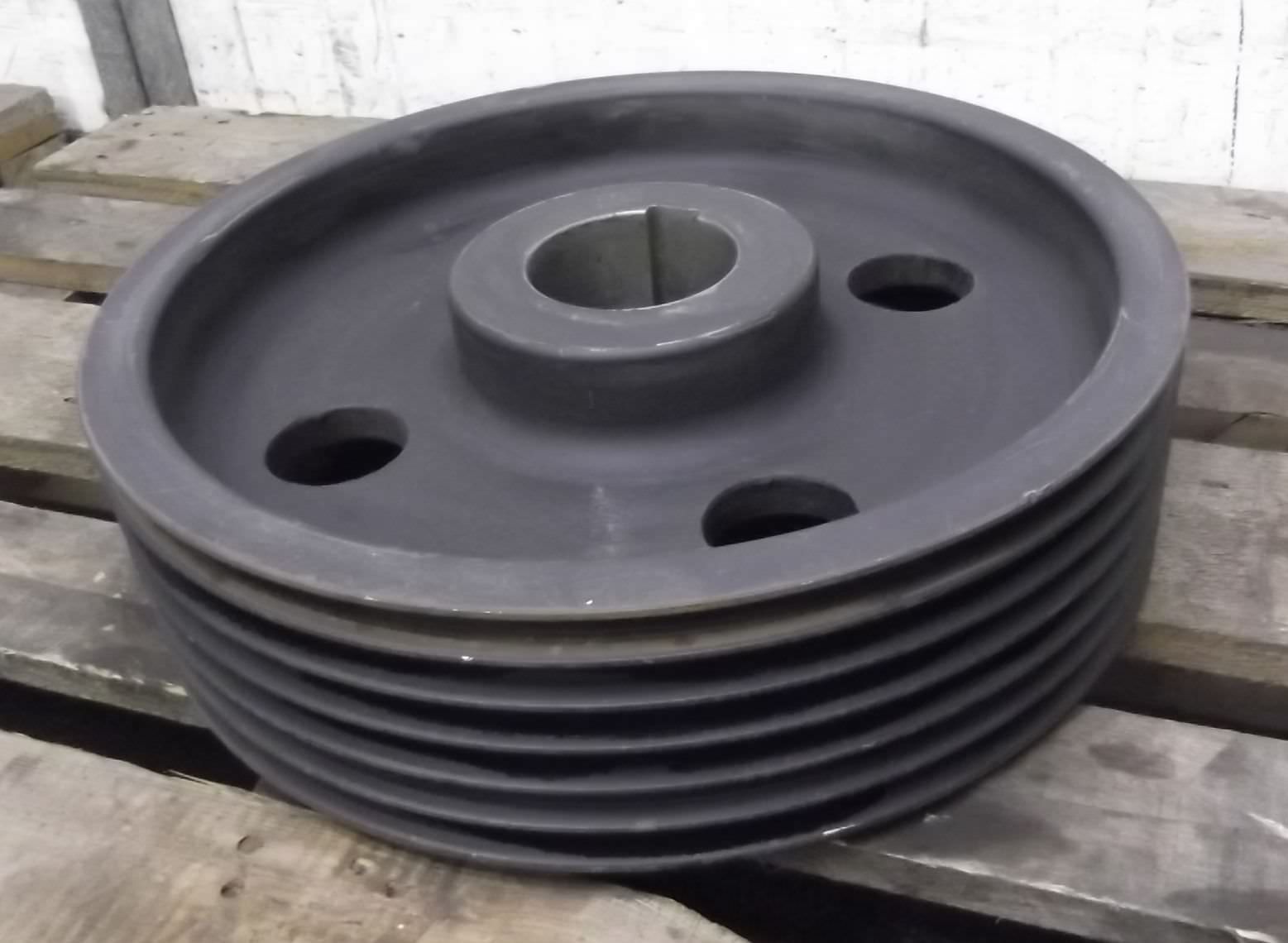 Keilriemenscheibe 6 rillig von Guss - SPB 450-6 (17 mm)