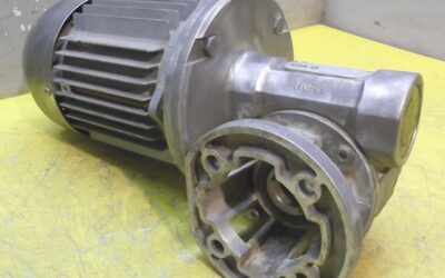 Alternative view of Getriebemotor 0,37 kW 97 U/min von SME - FC71B