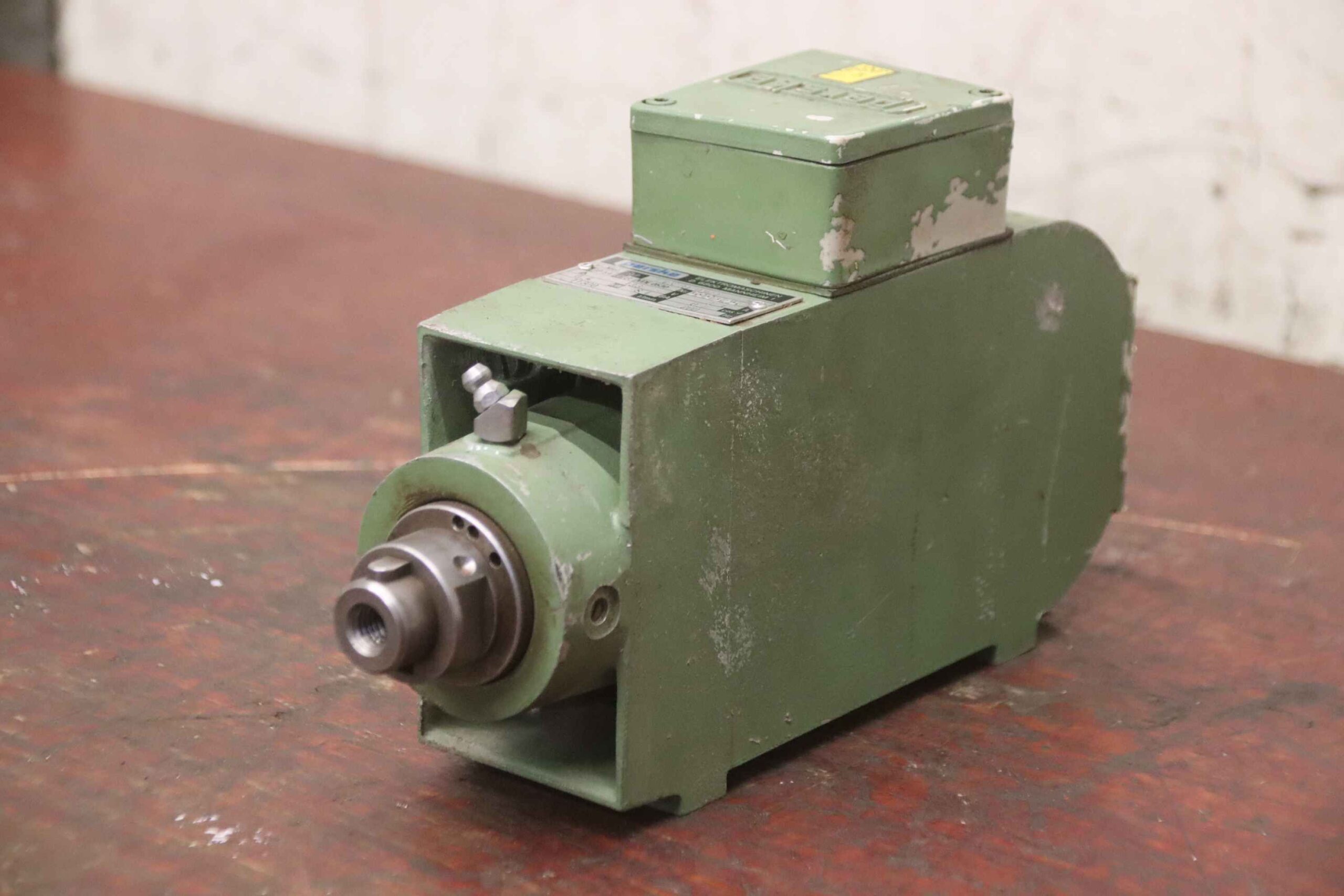 Fräsmotor für Kantenbearbeitungsmaschinen von Perske - VS 31.09/2 – Bild 6