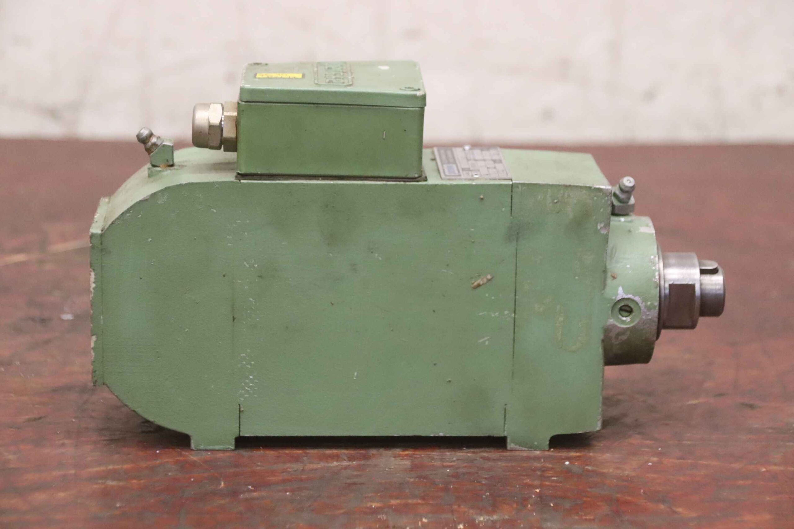 Fräsmotor für Kantenbearbeitungsmaschinen von Perske - VS 31.09/2 – Bild 10