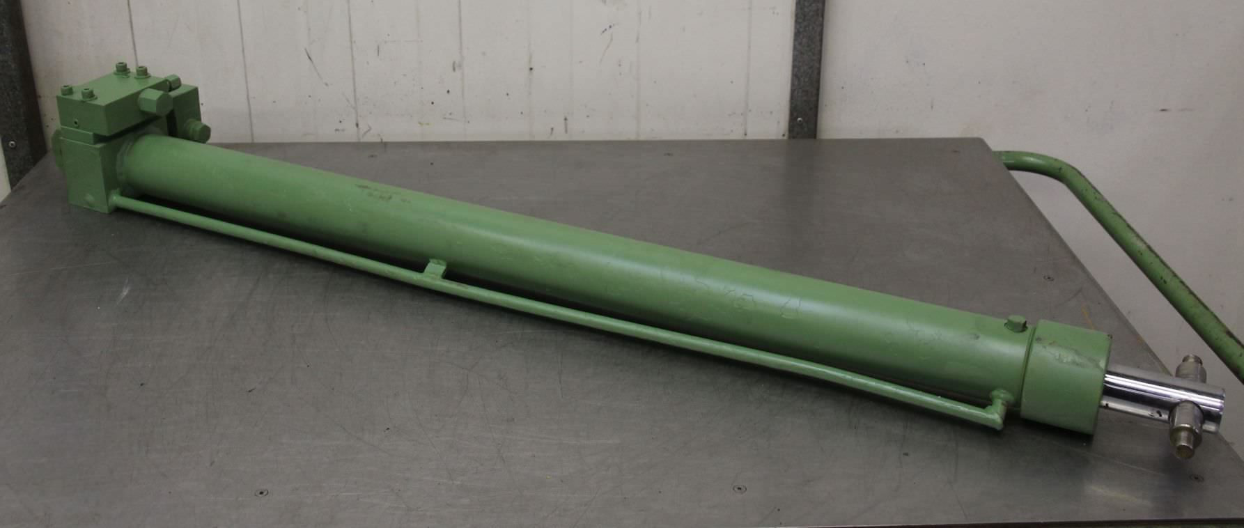 Hydraulikzylinder von unbekannt - Hub 950 mm