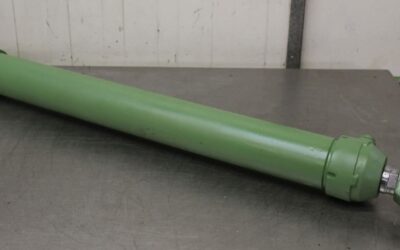 Hydraulikzylinder von unbekannt - Hub 790mm