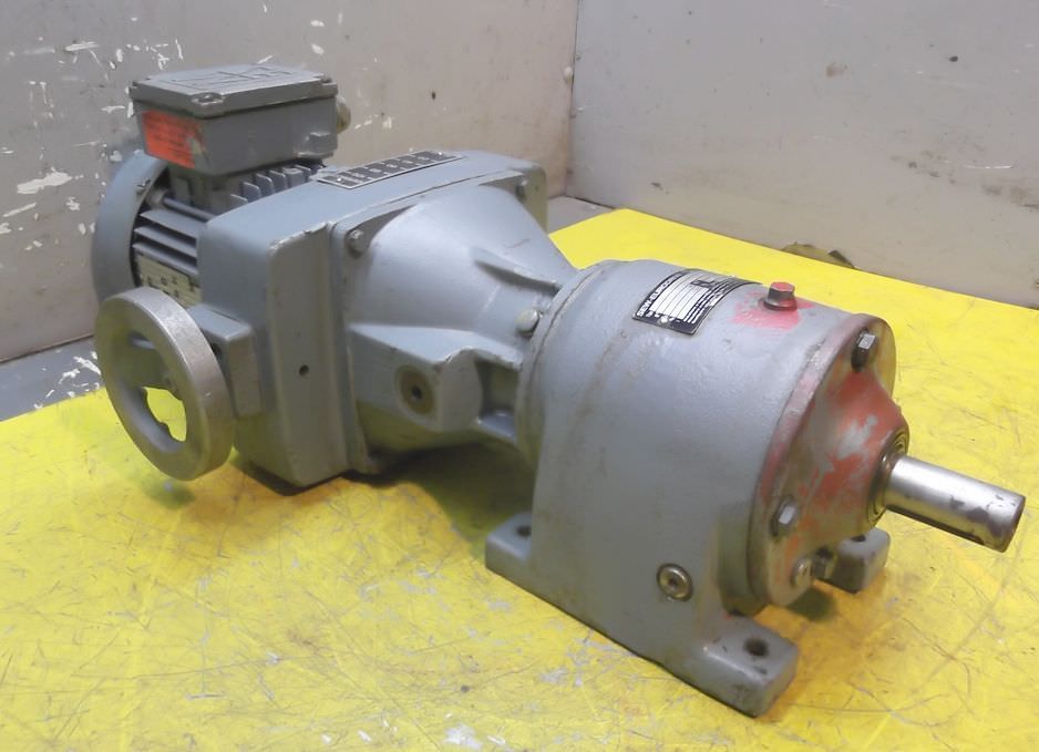 regelbarer Getriebemotor 0,37 kW 22-110 U/min von SEW Eurodrive - R40 / DF12DT71D-4 – Bild 2