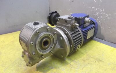 regelbarer Getriebemotor 0,37 kW 22,5-133 U/min von MOTOVARIO - NK/005/F