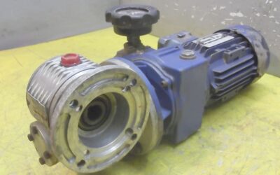 regelbarer Getriebemotor 0,37 kW 60-308 U/min von MOTOVARIO - MRV05FI