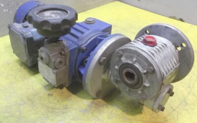 Alternative view of regelbarer Getriebemotor 0,37 kW 60-308 U/min von MOTOVARIO - MRV05FI