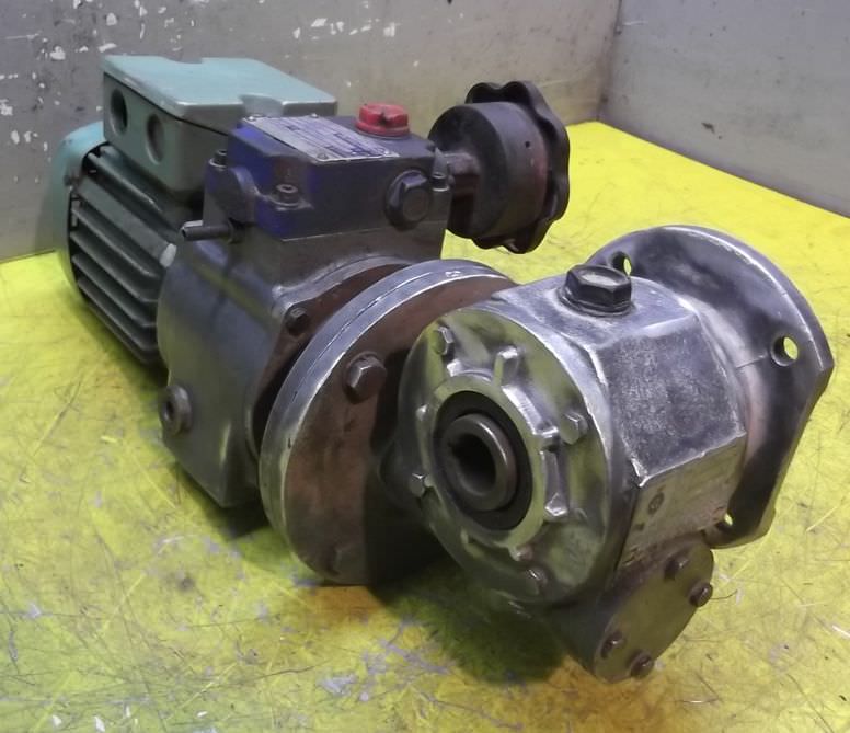 regelbarer Getriebemotor 0,25 kW 47-246 U/min von MOTOVARIO - TKF/2 – Bild 8
