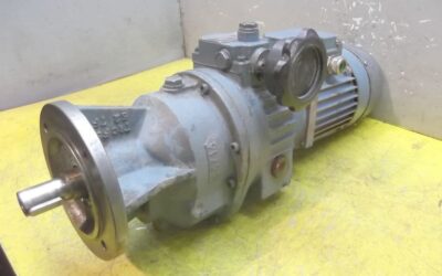 regelbarer Getriebemotor 0,37 kW 20-100 U/min von Motovario - TKRR/5