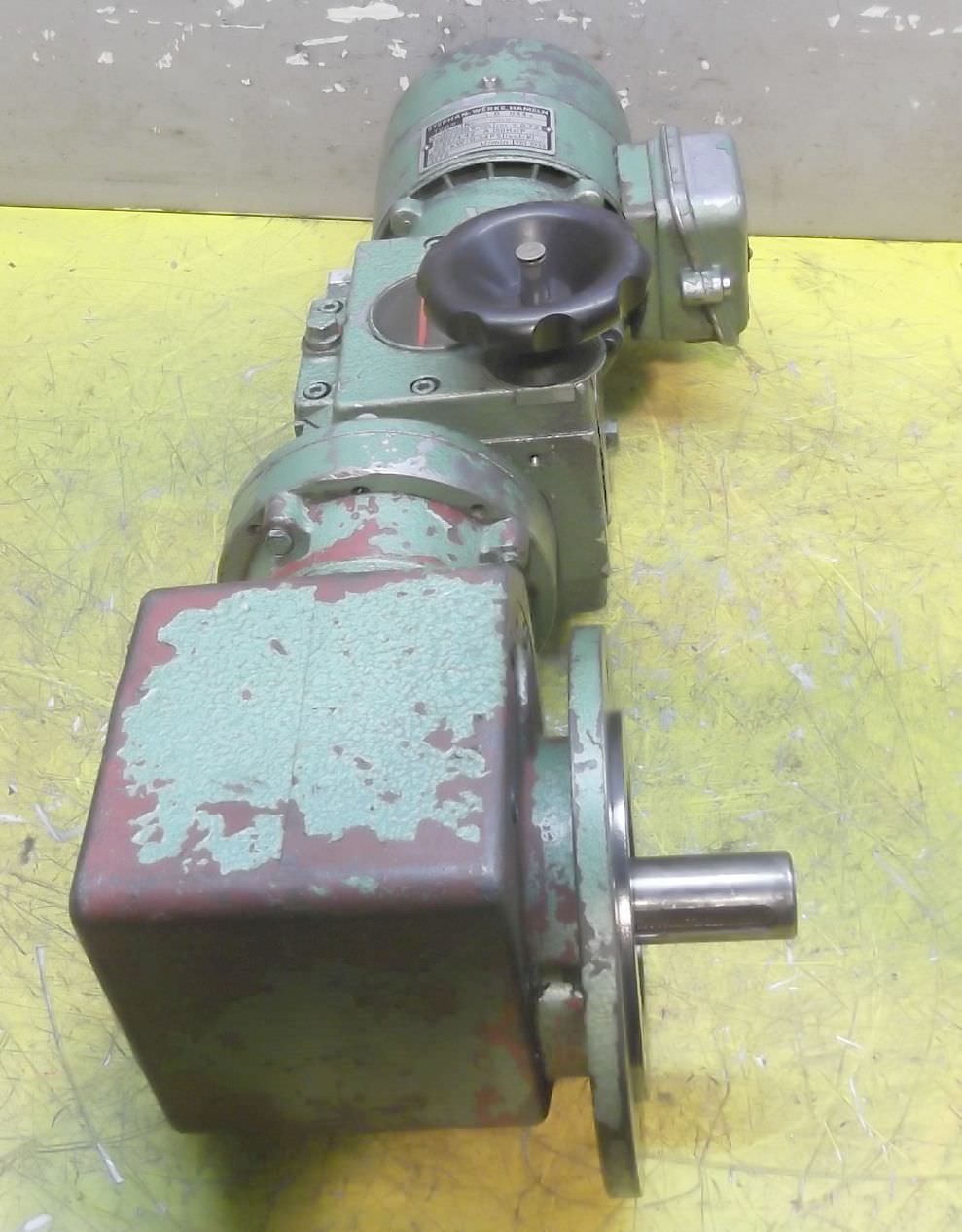 regelbarer Getriebemotor 0,25 kW 465-2325 U/min von HTRIEB - 4-WM – Bild 3