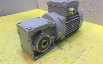 Getriebemotor 0,25 kW 91 U/min von SEW Eurodrive - R17DR63LA/TF
