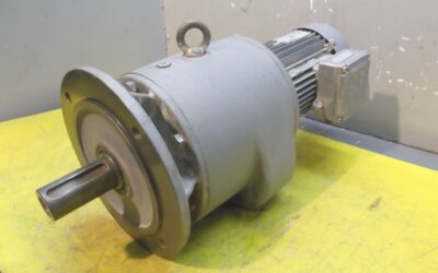 Getriebemotor 0,75 kW 30 U/min von SEW Eurodrive - RF70DT80N-4
