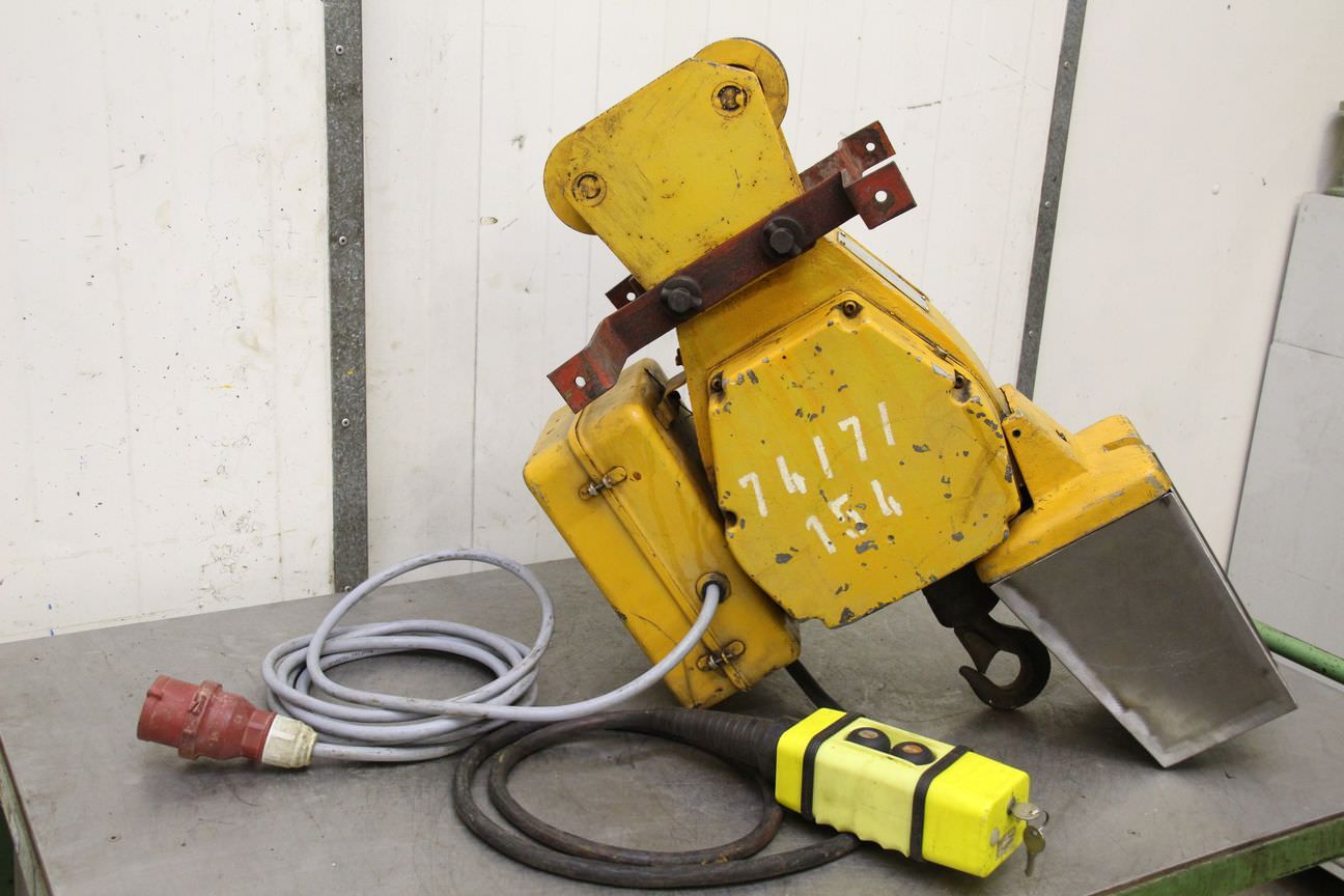 Kettenzug mit Fahrwerk 250 kg von Balkancar - B053M – Bild 2